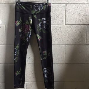 lululemon athletica Pants - Lululemon multi legging, sz 6, 58889 lululemon athletica Pants - Lululemon multi legging, sz 6, 58889